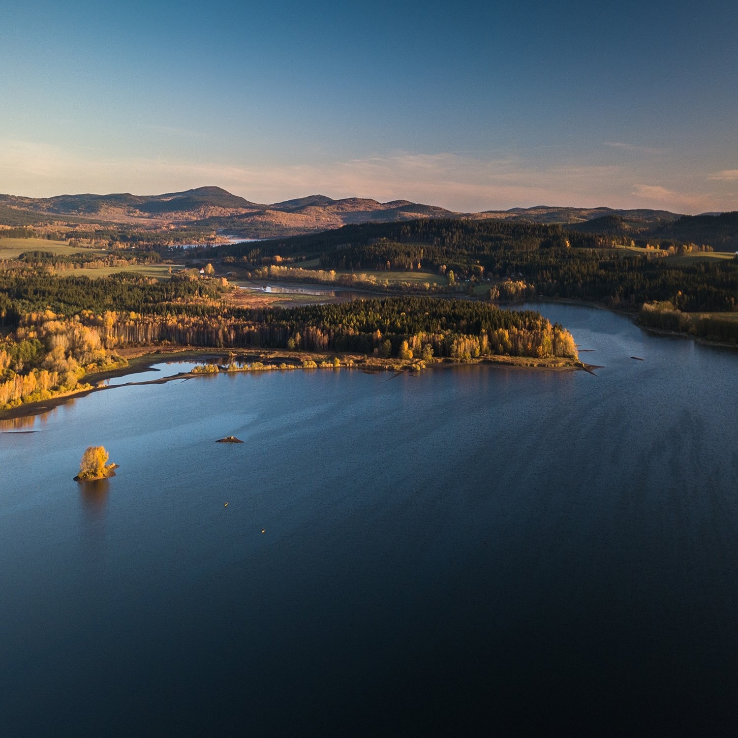 Nejdelší horizont Lipna